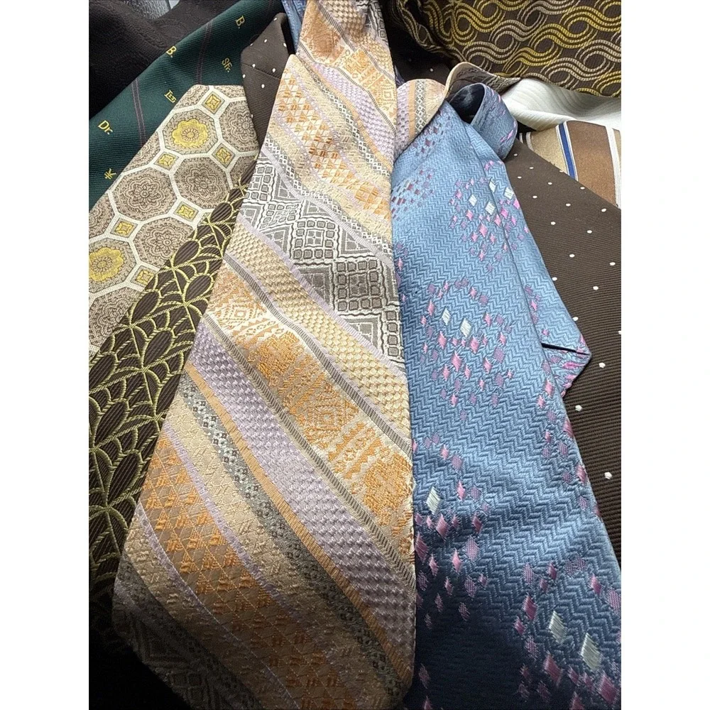 Lot of 10 Vintage Men's Neck Ties Multicolor Mixed Patterns Assorted